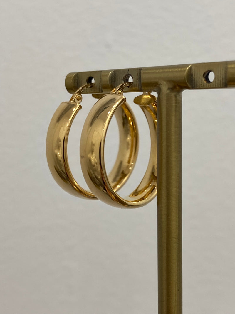 20mm Plain Hoop Earrings - 9ct Gold