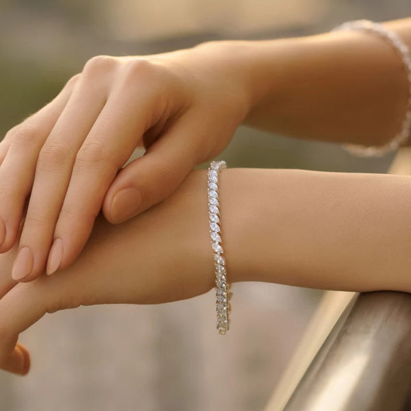 Vintage Style Bracelet With Clear Stones - Sterling Silver