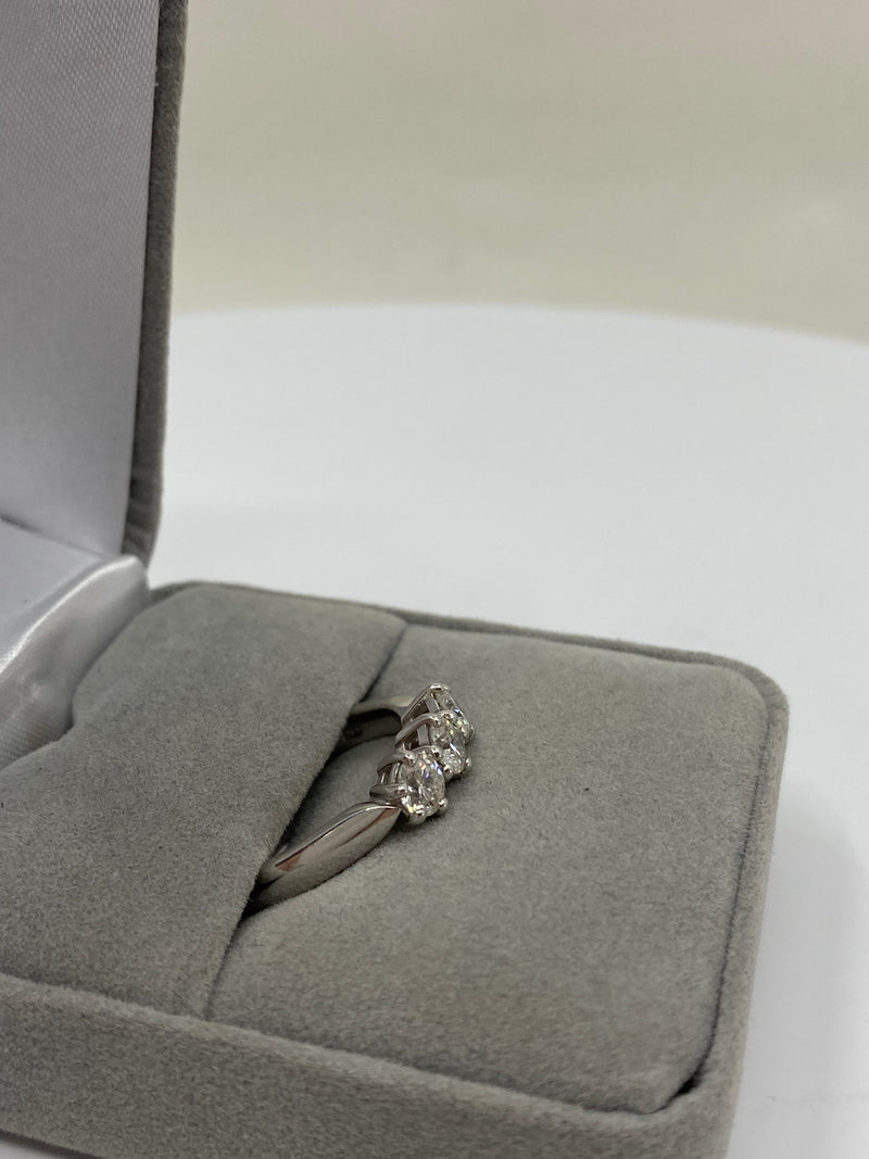 Diamond Stone Ring - 18ct White Gold