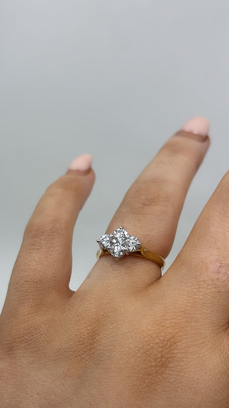 Brilliant Cut Diamond Ring - 18ct Gold
