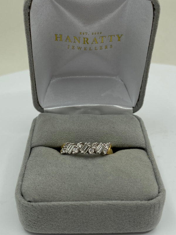 Bageutte Cut Diamond Ring - 18ct Gold