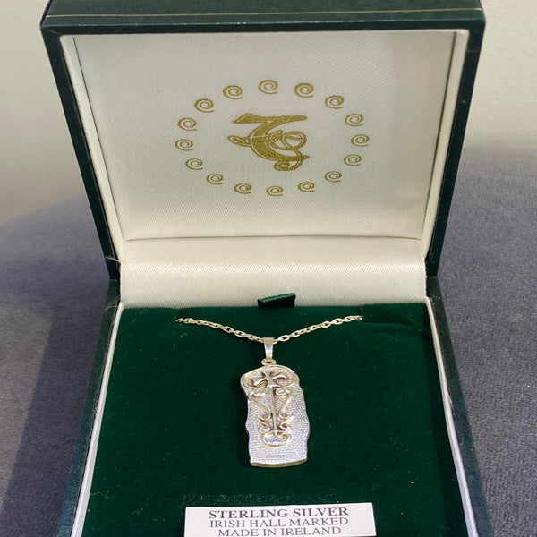 Riasc Standing Stone Pendant - Sterling Silver