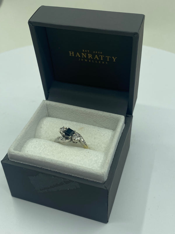 Black & Diamond Stone Ring - 9ct Yellow Gold