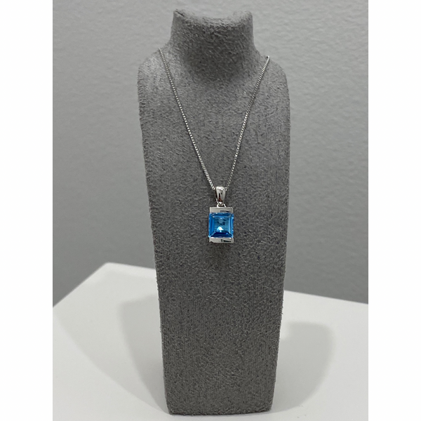 Aquamarine Necklace - 9ct White Gold