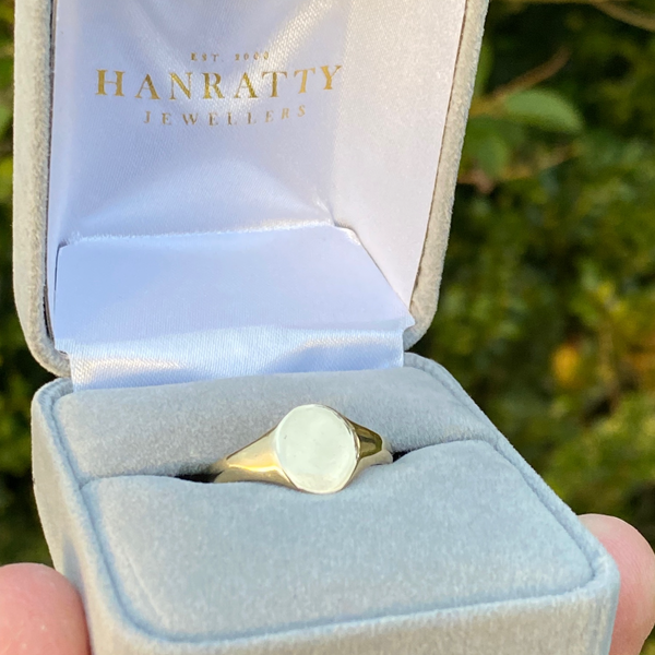 Plain Signet Ring - 9ct Yellow Gold